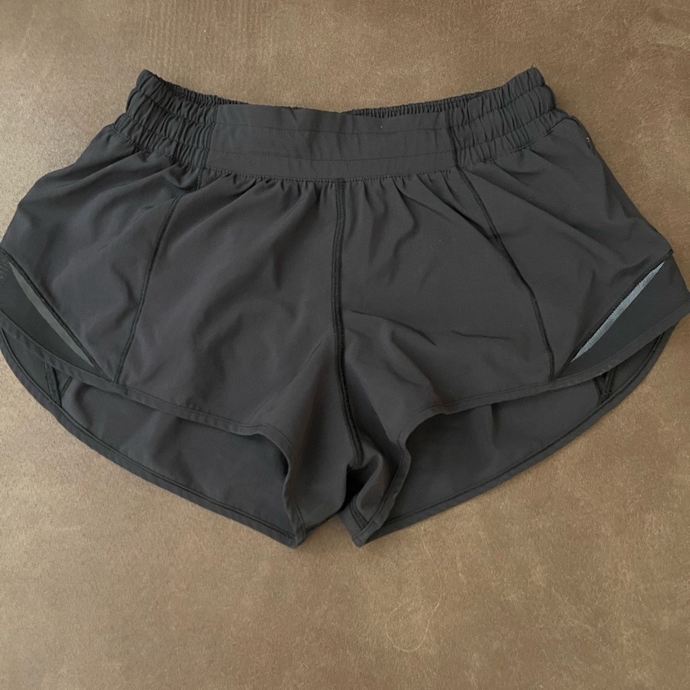 Black Lululemon hotty hot shorts